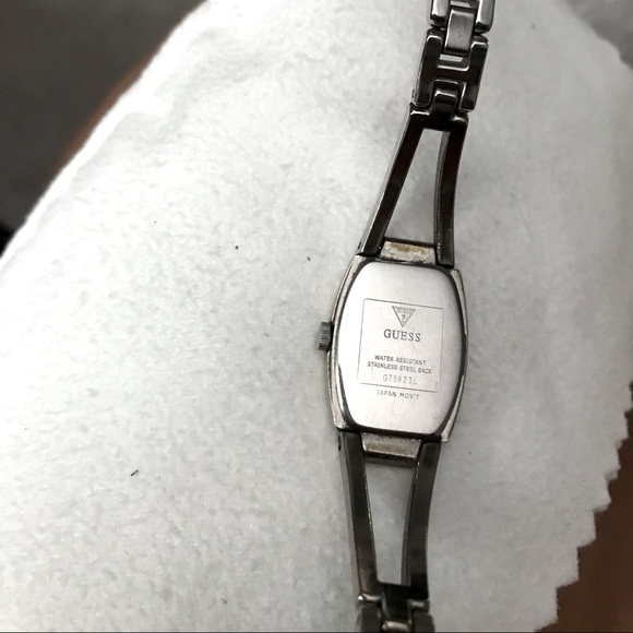 GUESS watch - Picture 4 of 5